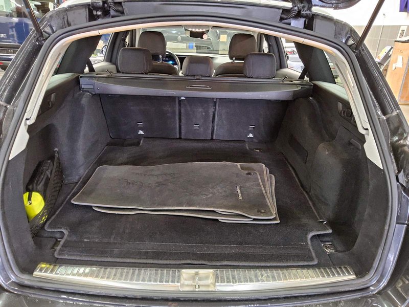 Mercedes-Benz E 220 d karavan automatik • ACC • LED — 12