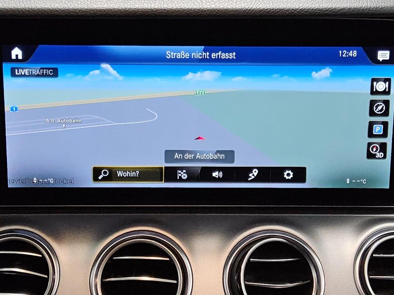 Mercedes-Benz E 220 d karavan automatik • ACC • LED — 7