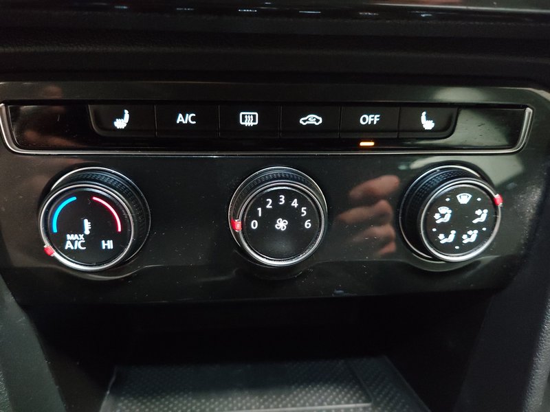 SEAT Tarraco 2.0 TDI automatik Style • ACC • Full LED — 15