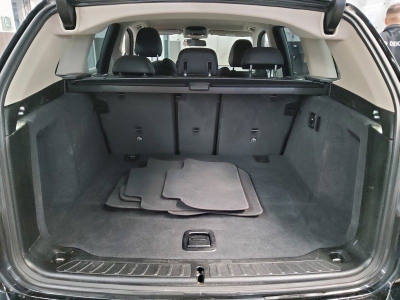 BMW X3 xDrive20d automatik • Full LED — 12