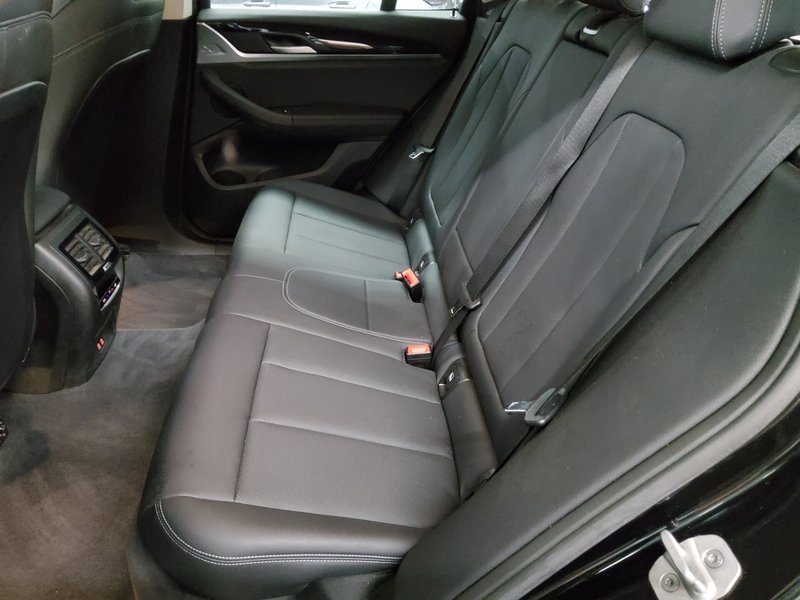 BMW X3 xDrive20d automatik • Full LED — 13