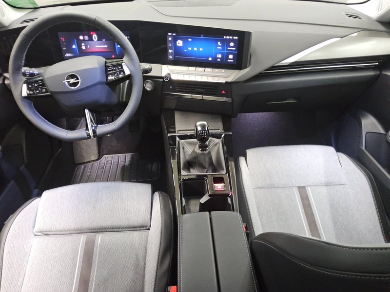 Opel Astra ST 1.2 Turbo Elegance • 360° kamera • električna peta vrata — 5