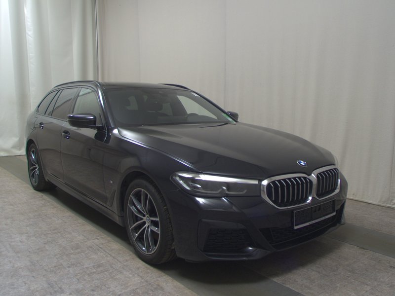BMW 520d Touring automatik M Sport • panorama • HUD — 3