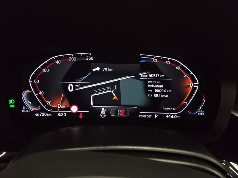 BMW 520d Touring automatik M Sport • panorama • HUD — 8