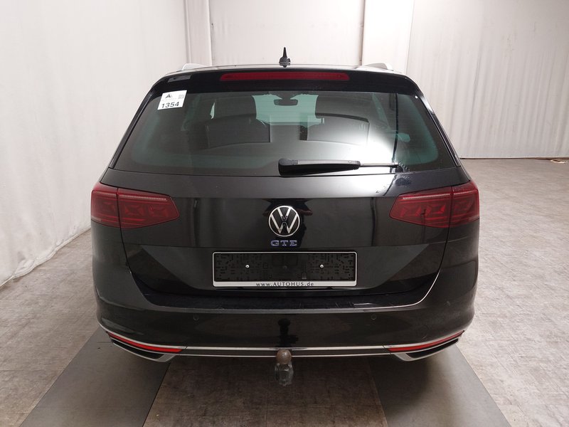 Volkswagen Passat Variant GTE 1.4 TSI automatik • ACC • LED — 14
