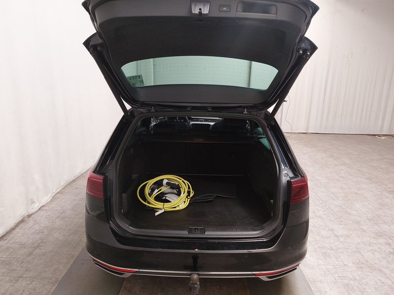 Volkswagen Passat Variant GTE 1.4 TSI automatik • ACC • LED — 15