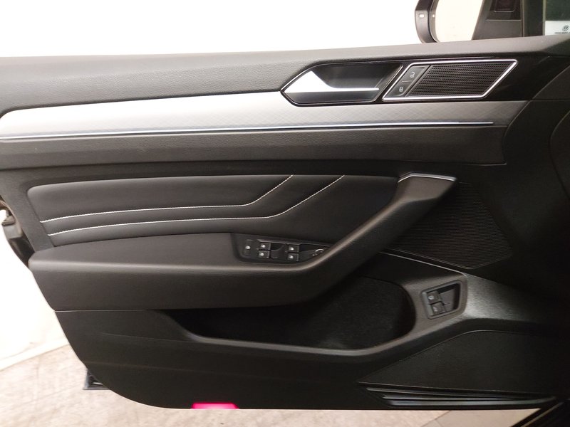 Volkswagen Passat Variant GTE 1.4 TSI automatik • ACC • LED — 5