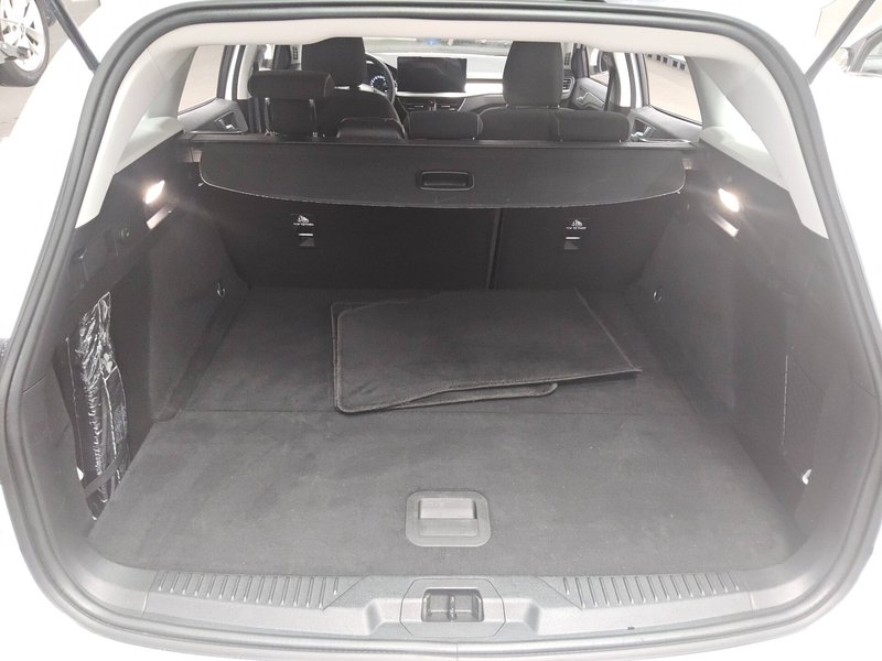 Ford Focus Turnier 1.5 EcoBlue automatik Titanium • LED — 11