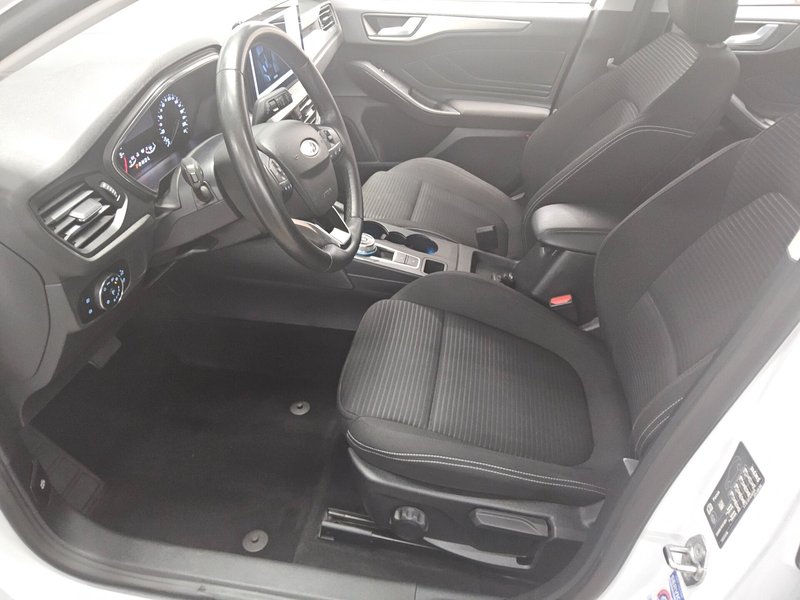 Ford Focus Turnier 1.5 EcoBlue automatik Titanium • LED — 8