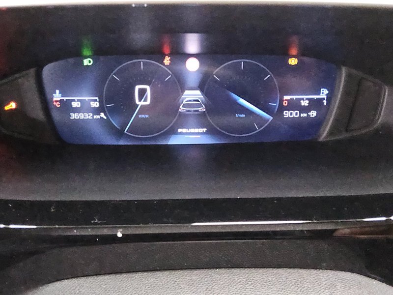 Peugeot 308 1.5 BlueHDI Allure • 360° kamera • ACC — 8