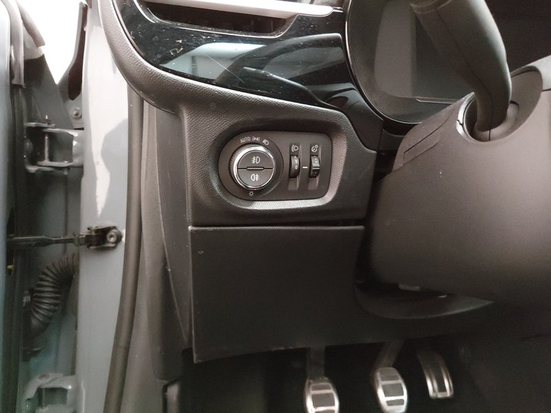 Opel Corsa 1.2 GS Line • panorama • digitalni instrumenti — 7