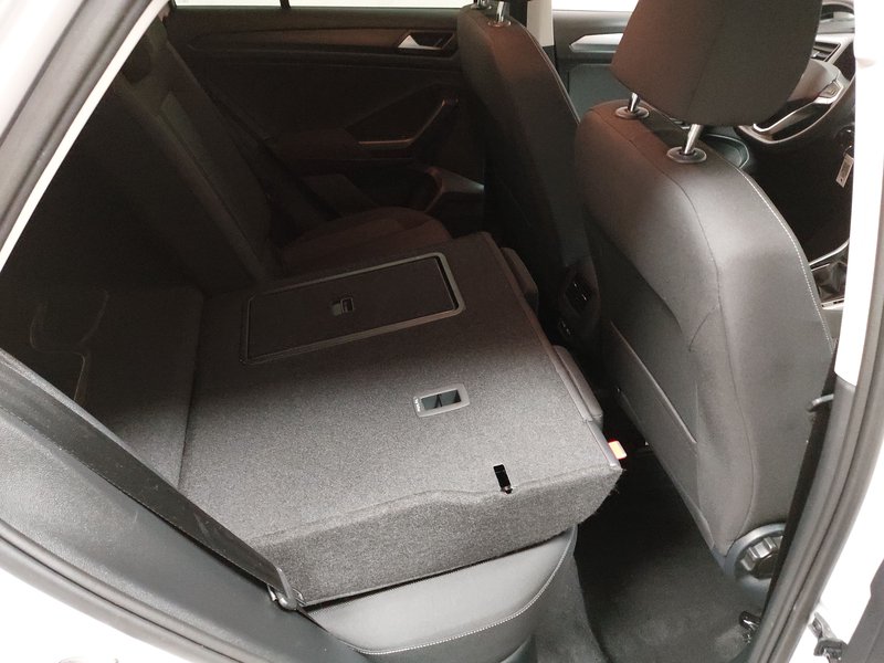 Volkswagen T-Roc 2.0 TDI automatik Life • ACC • LED — 11