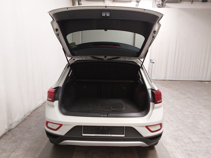 Volkswagen T-Roc 2.0 TDI automatik Life • ACC • LED — 15