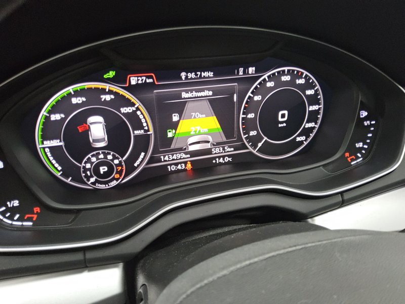 Audi Q5 55 TFSI e quattro automatik S line • ACC • AHK — 10