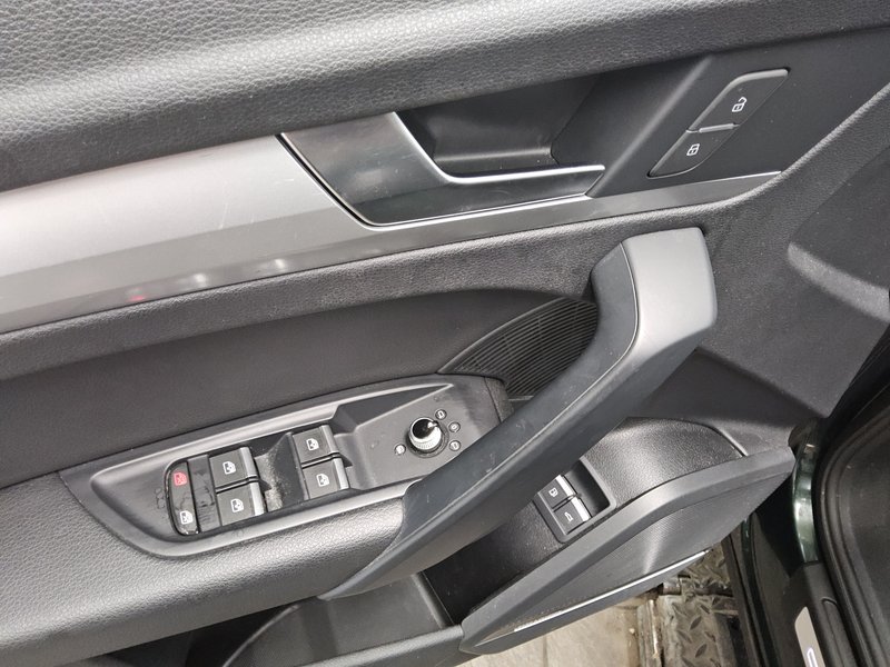Audi Q5 55 TFSI e quattro automatik S line • ACC • AHK — 9
