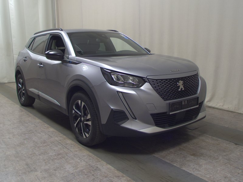 Peugeot e-2008 Allure • Full LED — 3