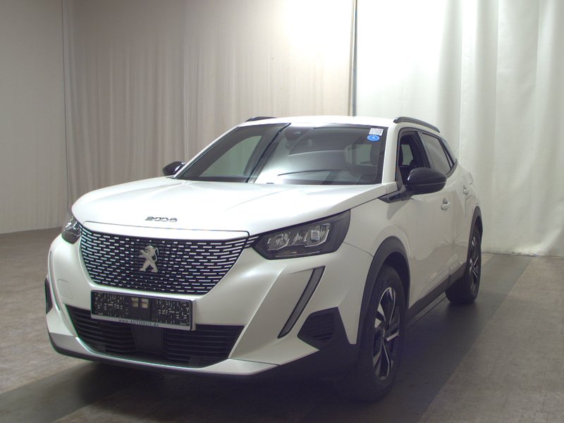 Peugeot 2008 Allure • Full LED — 2