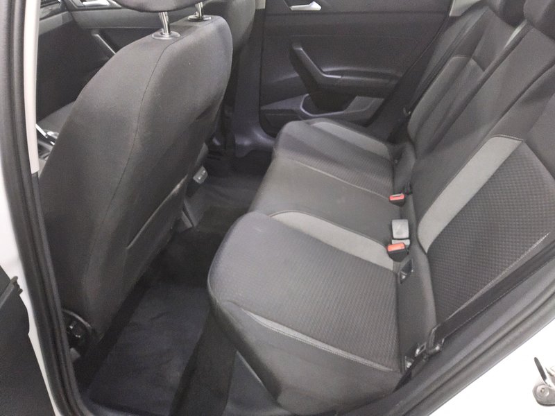 Volkswagen Taigo 1.0 TSI • LED — 13