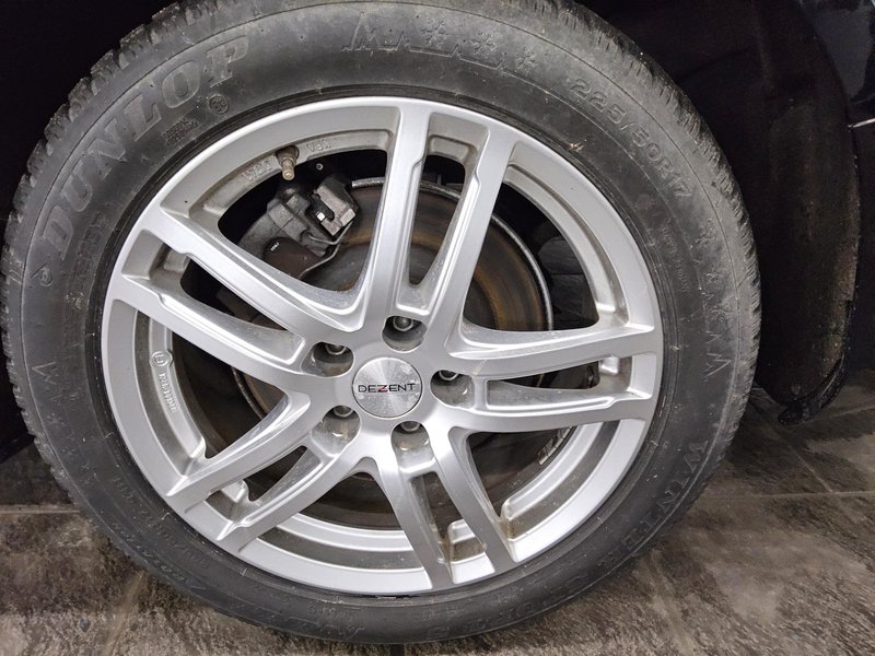Volvo V60 B3 automatik Momentum • ACC • Full LED — 11