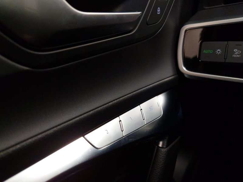 Audi A6 Avant 40 TDI automatik • ACC • koža — 15