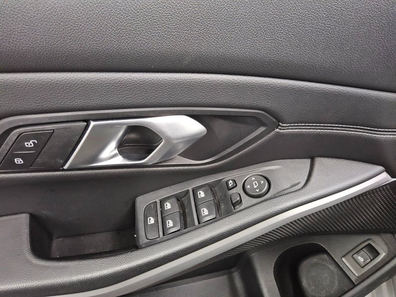 BMW 318d Touring Advantage • LED • digitalni instrumenti — 10