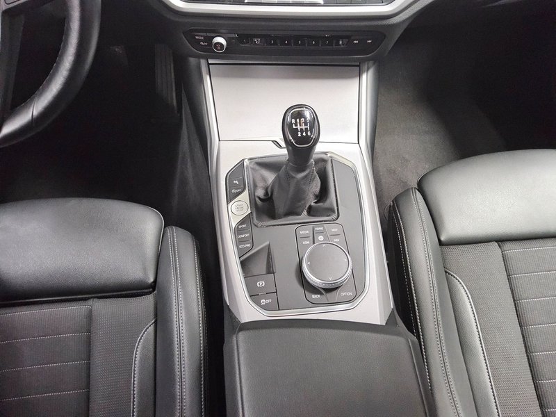 BMW 318d Touring Advantage • LED • digitalni instrumenti — 6