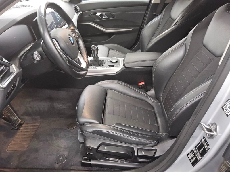 BMW 318d Touring Advantage • LED • digitalni instrumenti — 9
