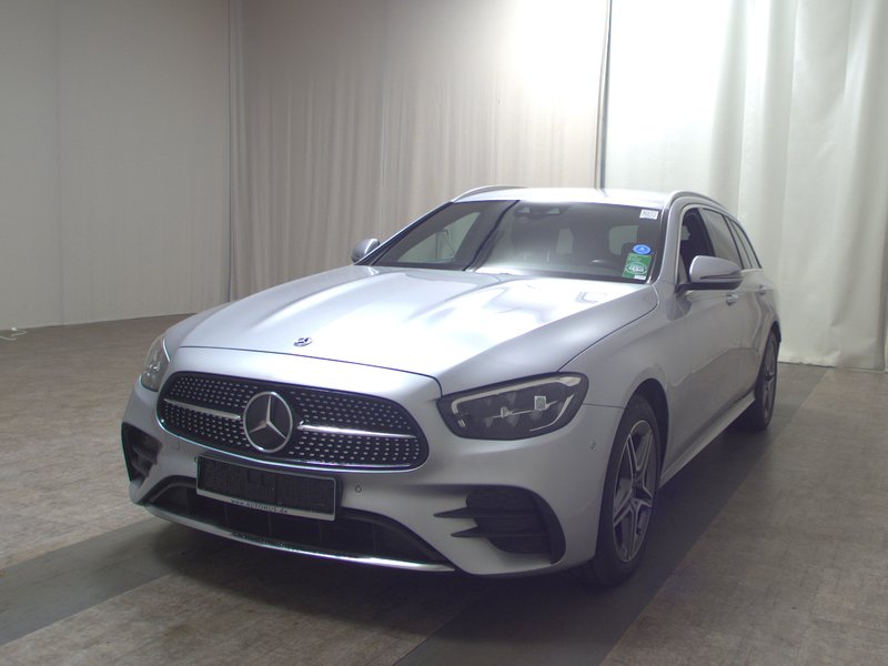 Mercedes-Benz E 300 de 4MATIC karavan automatik AMG Line • ACC • LED — 2