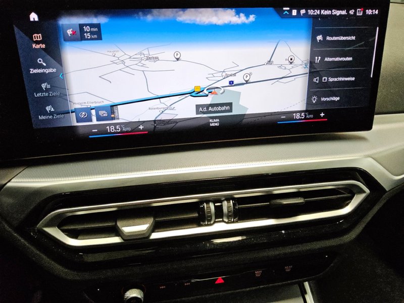 BMW 320d Touring automatik • ACC • LED — 7