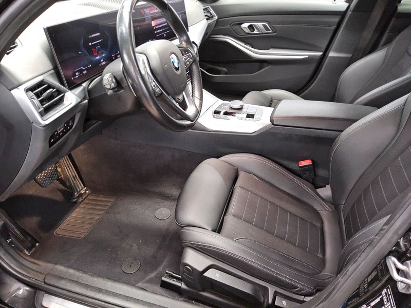 BMW 320d Touring automatik • ACC • LED — 9