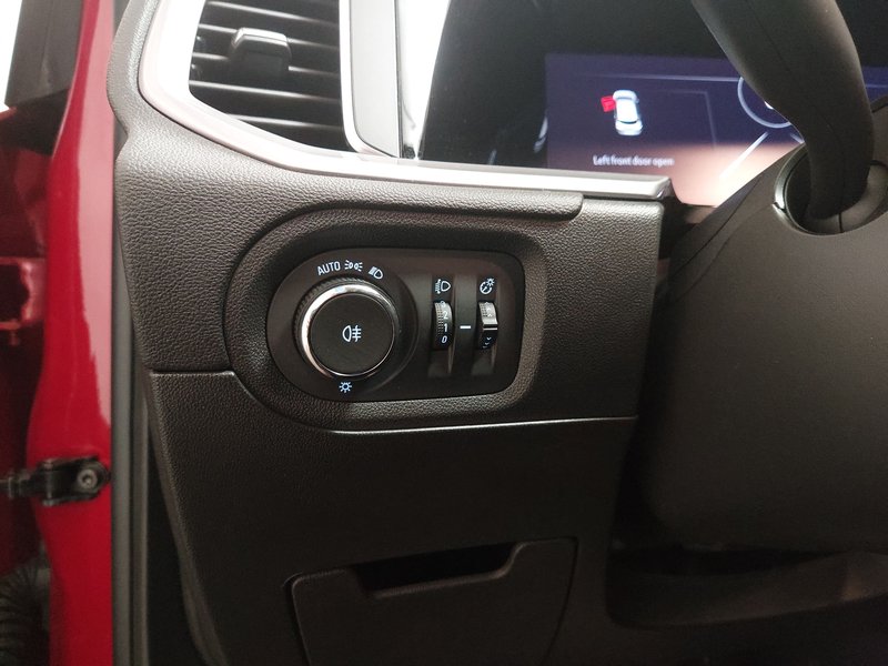 Opel Grandland 1.2 Turbo GS Line • digitalni instrumenti — 7