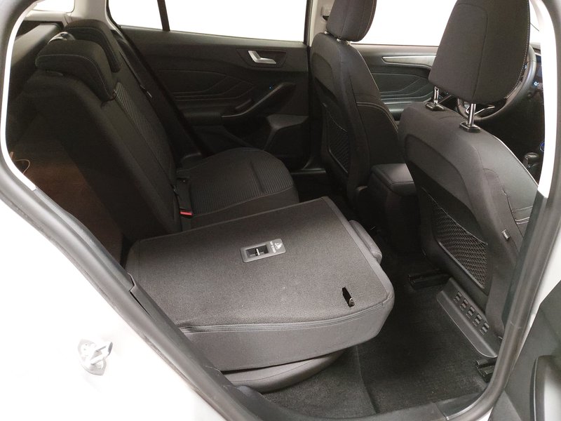 Ford Focus Turnier 1.0 EcoBoost Titanium • Full LED • navigacija — 11