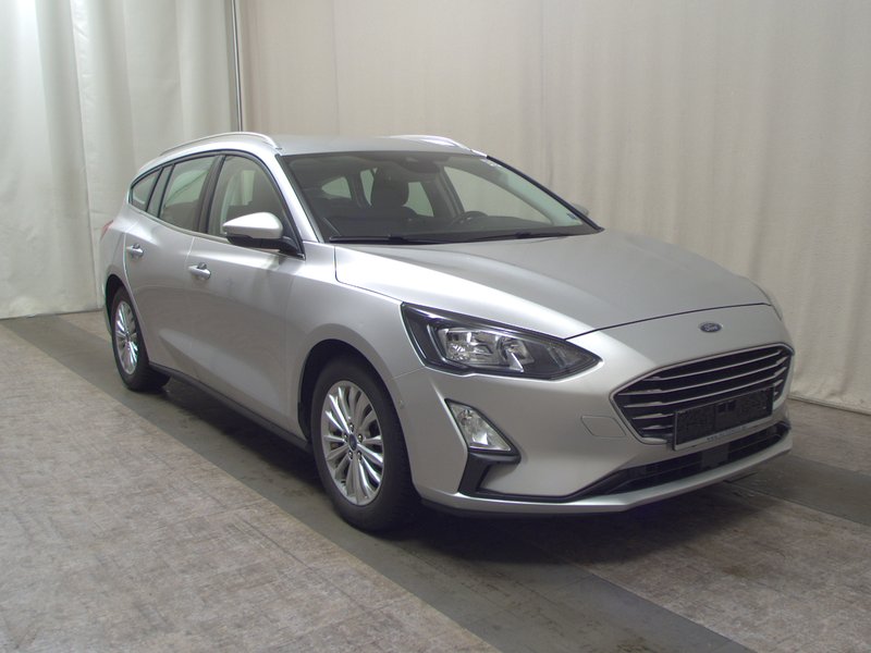 Ford Focus Turnier 1.0 EcoBoost Titanium • Full LED • navigacija — 3