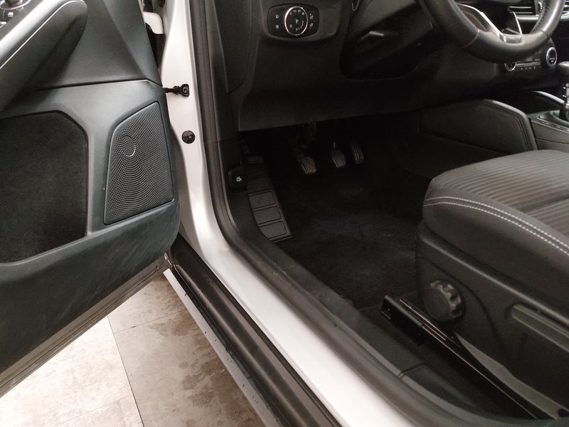 Ford Focus Turnier 1.0 EcoBoost Titanium • Full LED • navigacija — 7