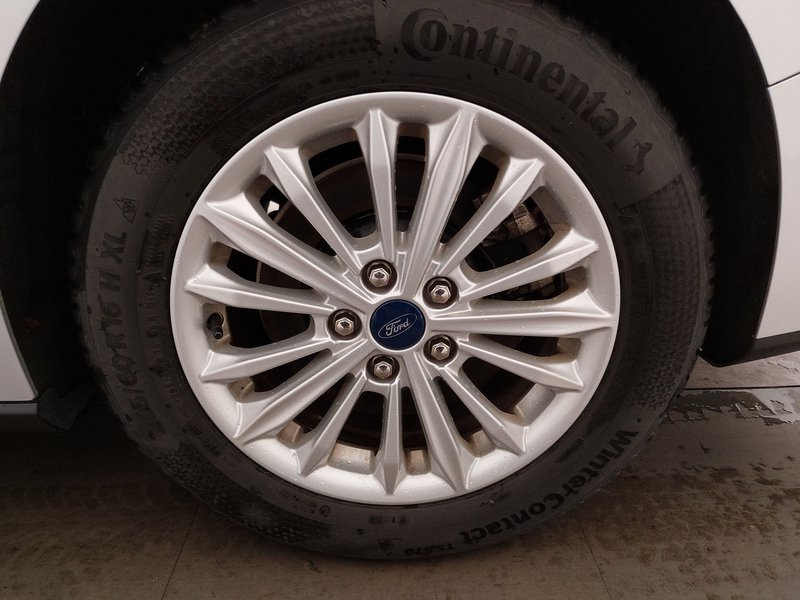 Ford Focus Turnier 1.0 EcoBoost Titanium • Full LED • navigacija — 8