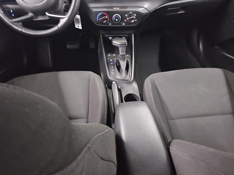Hyundai i20 1.0 T-GDI automatik Trend • bežično punjenje • digitalni instrumenti — 6