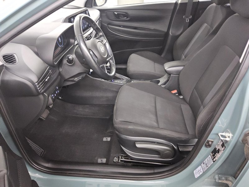 Hyundai i20 1.0 T-GDI automatik Trend • bežično punjenje • digitalni instrumenti — 9