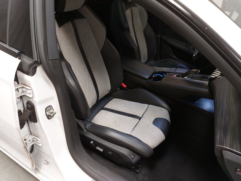 Peugeot 508 Hybrid 225 GT-Line automatik • ACC • 360° kamera — 10