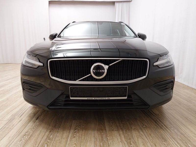 Volvo V60 B4 D Core automatik • AHK • el. peta vrata — 9