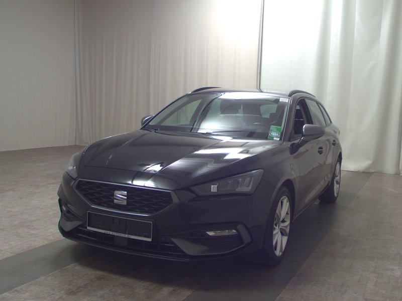 SEAT Leon Sportstourer 2.0 TDI FR-Line automatik • LED • digitalni instrumenti — 2