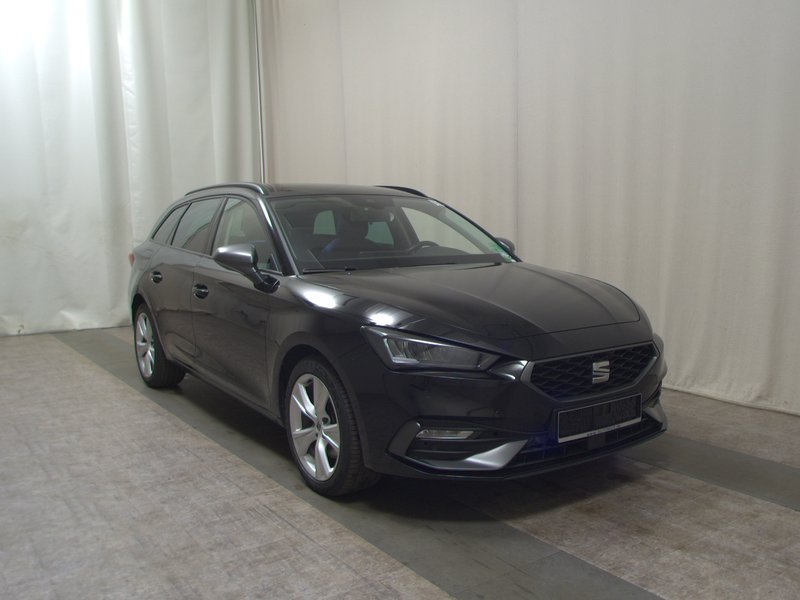 SEAT Leon Sportstourer 2.0 TDI FR-Line automatik • LED • digitalni instrumenti — 3