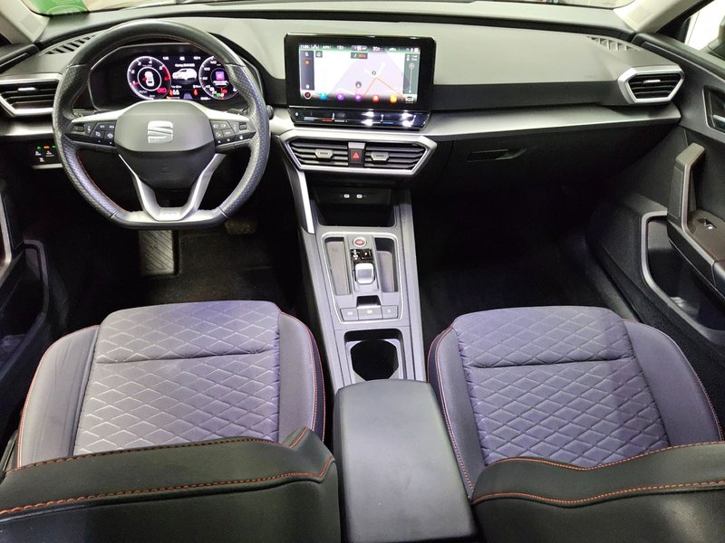 SEAT Leon Sportstourer 2.0 TDI FR-Line automatik • LED • digitalni instrumenti — 5