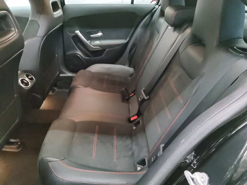Mercedes-Benz A 220 d automatik AMG Line • LED • digitalni instrumenti — 13