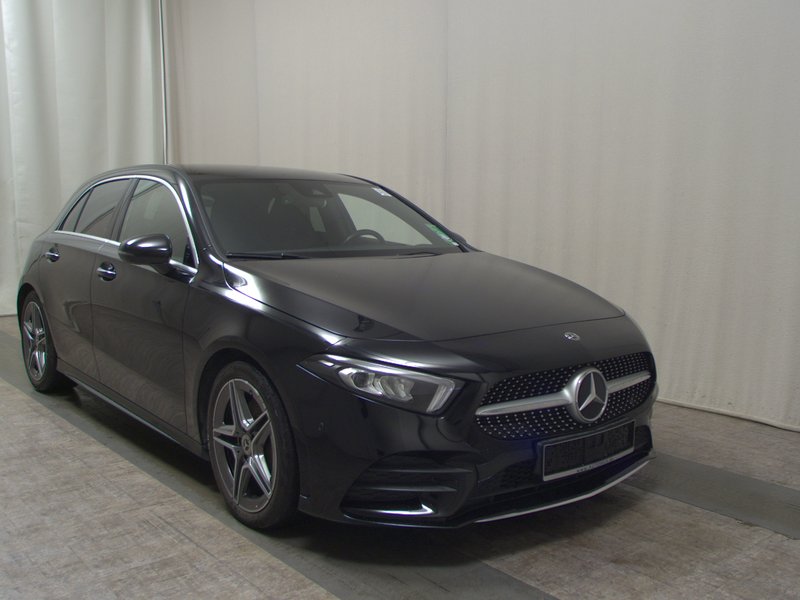 Mercedes-Benz A 220 d automatik AMG Line • LED • digitalni instrumenti — 3