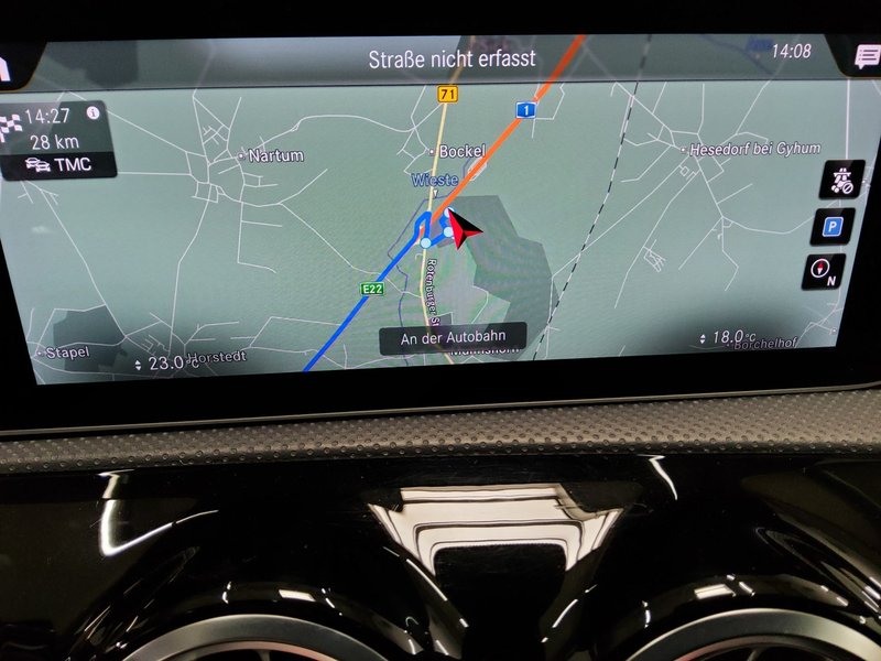 Mercedes-Benz A 220 d automatik AMG Line • LED • digitalni instrumenti — 7