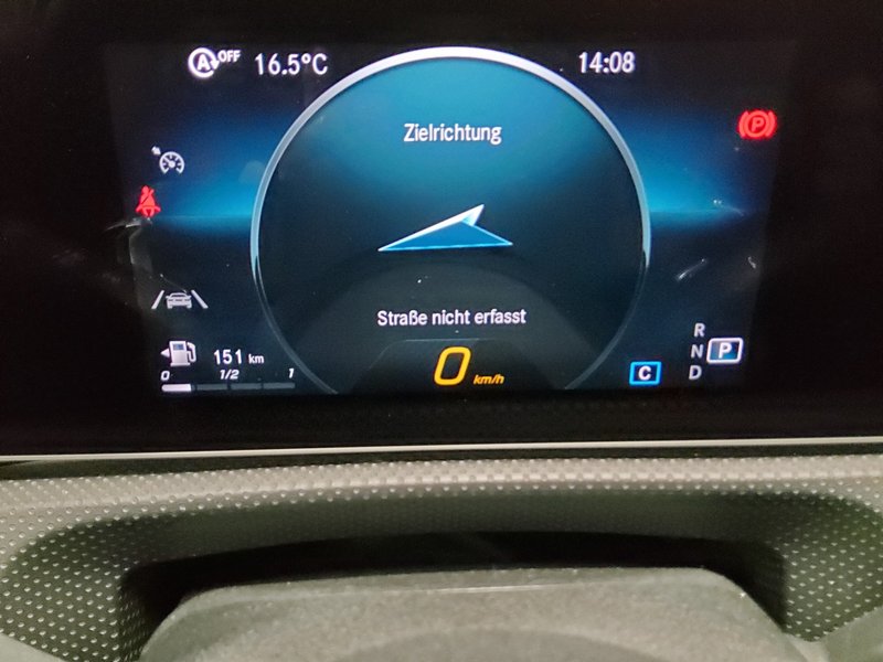 Mercedes-Benz A 220 d automatik AMG Line • LED • digitalni instrumenti — 8