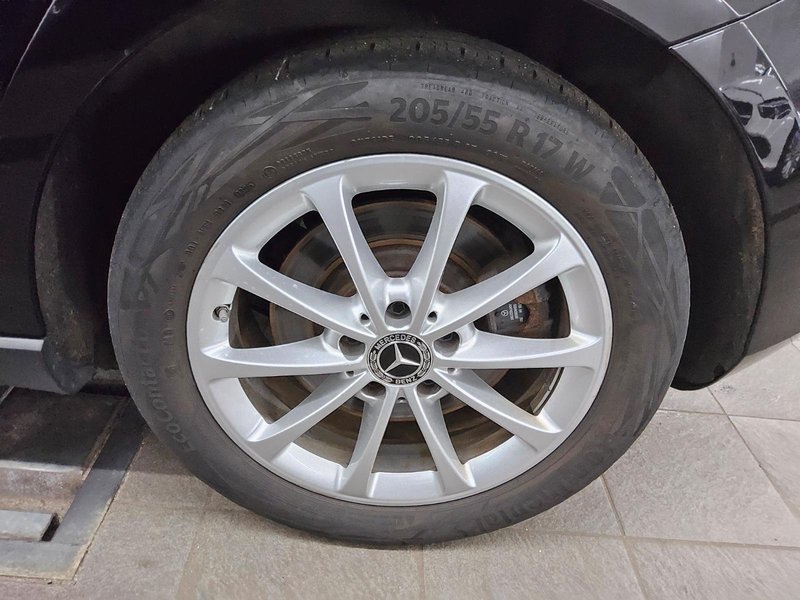 Mercedes-Benz A 250 e automatik • LED • digitalni instrumenti — 11