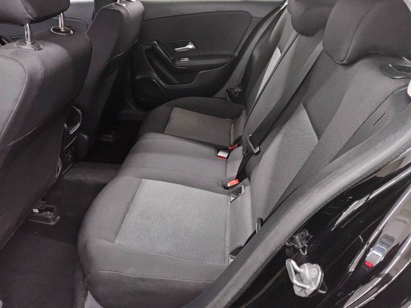 Mercedes-Benz A 250 e automatik • LED • digitalni instrumenti — 13