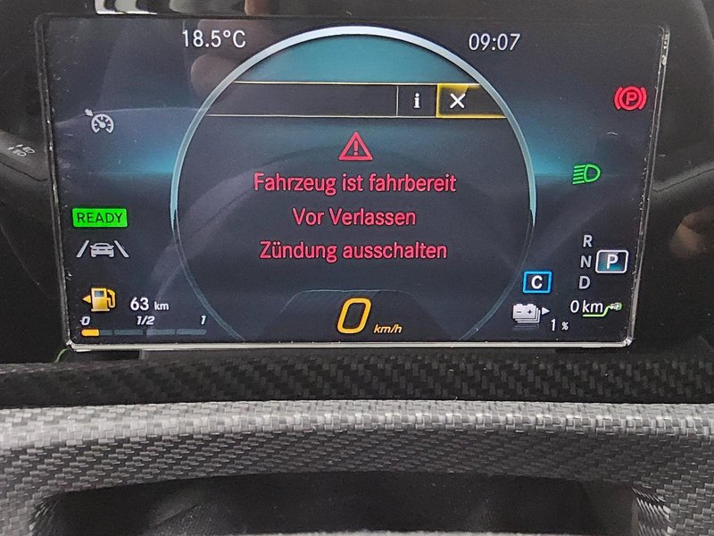 Mercedes-Benz A 250 e automatik • LED • digitalni instrumenti — 8
