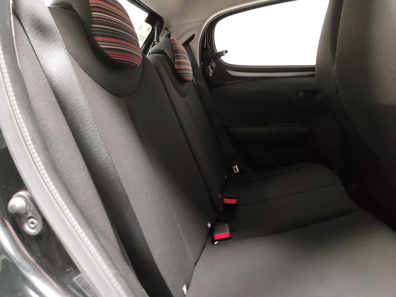 Citroën C1 1.0 Feel • kamera • klima — 11